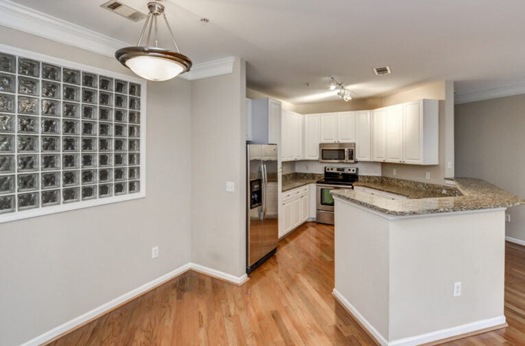 10 Perimeter Summit Blvd 4214, Brookhaven, GA 30319 - Home for Sale