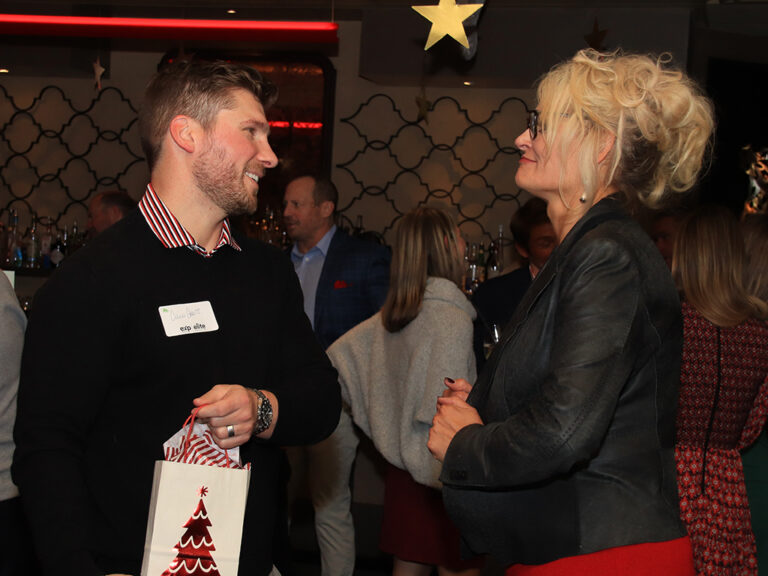 29 Collette McDonald & Associates - Collette and Collin Gravitt 3027